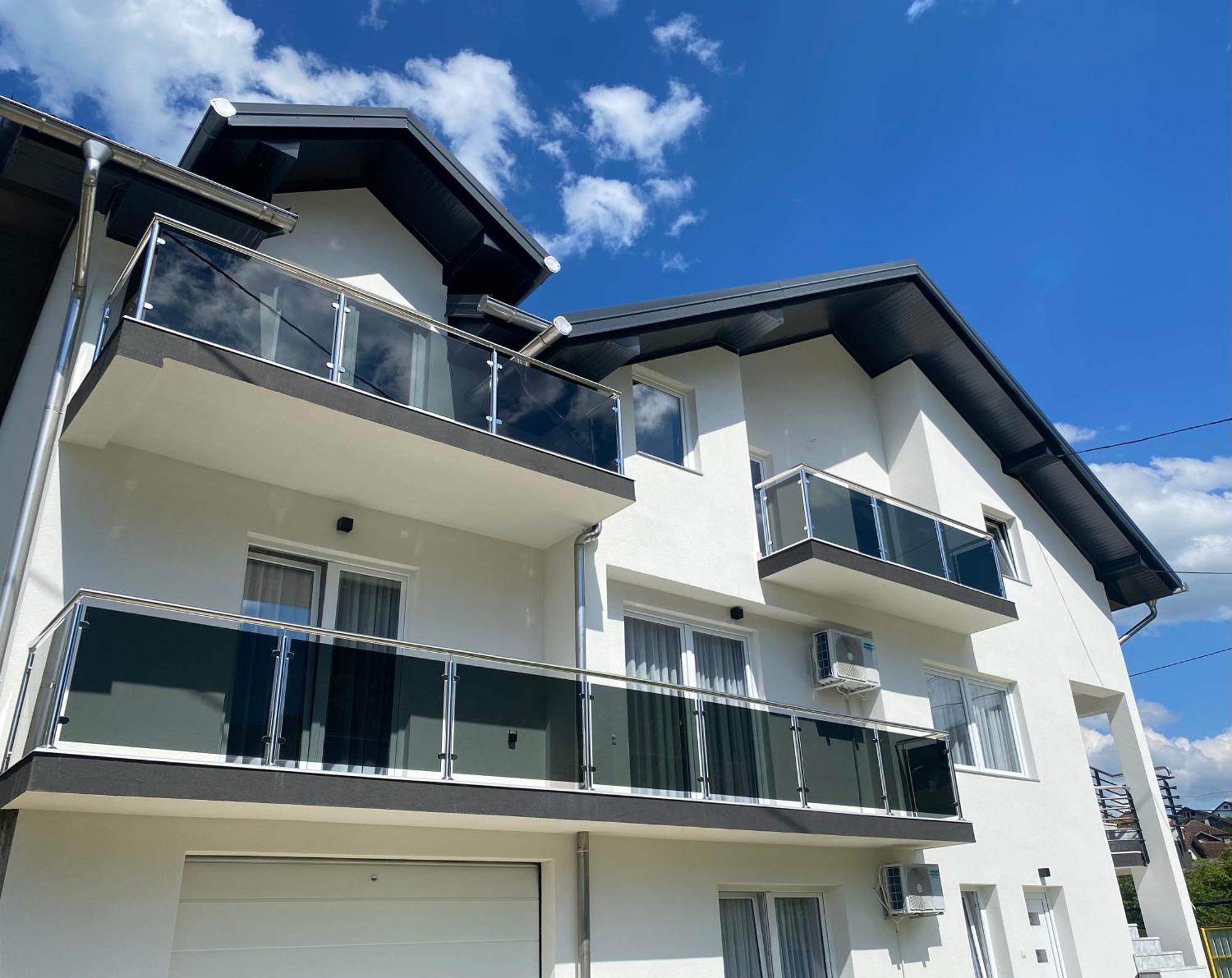 Apartman Rawda 2 ヤイツェ エクステリア 写真